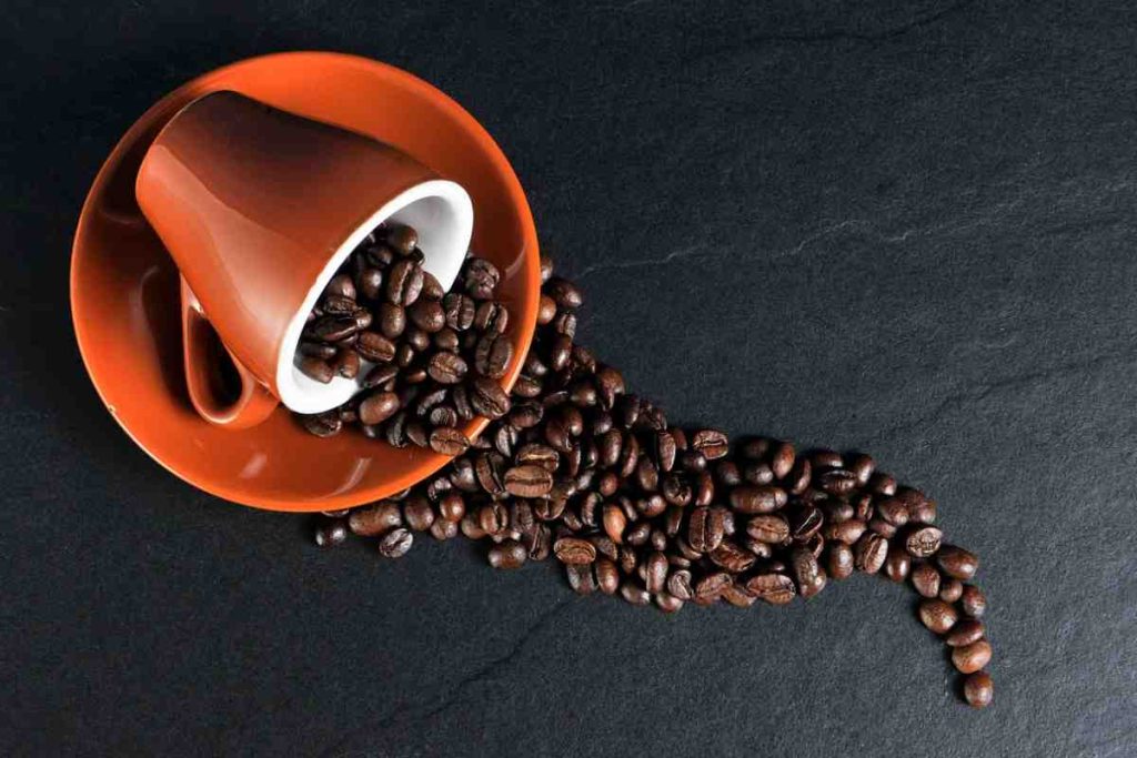 Scopriamo l'importanza del rimescolare il caffè