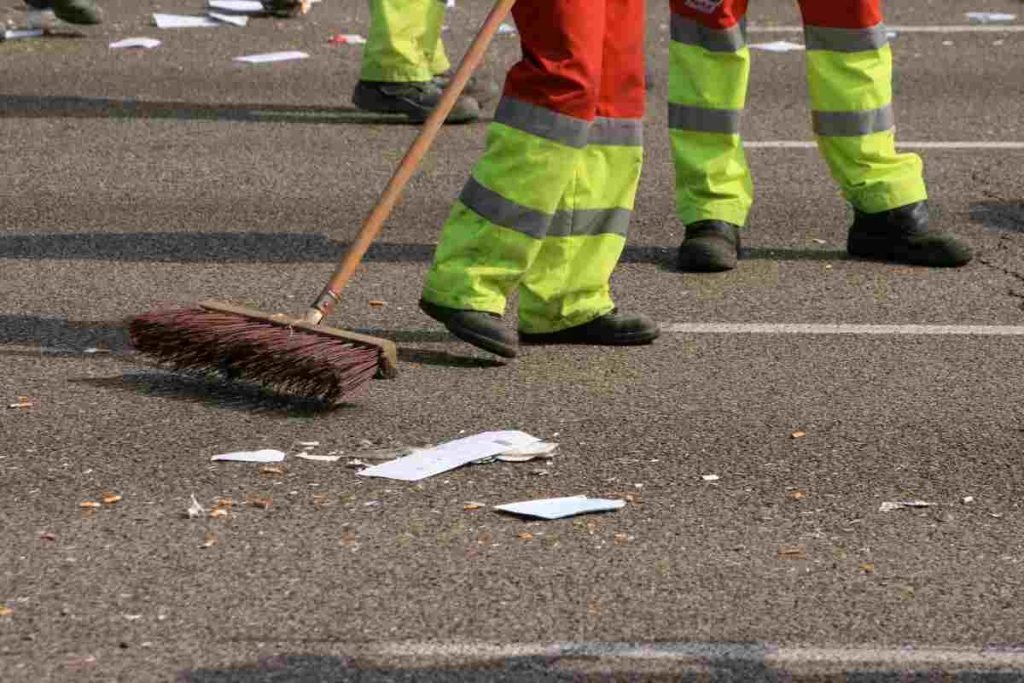 Capriotti, l'assessore si difende contro le accuse sulla pulizia delle strade di Fratelli d'Italia