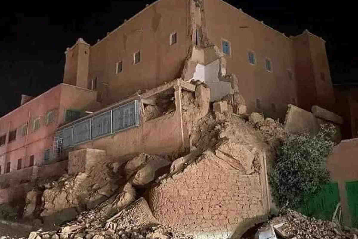Donna di Ascoli Piceno in Marocco durante il terremoto