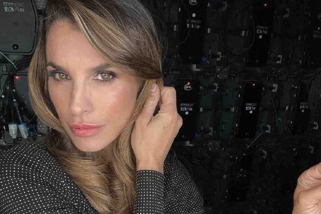 Elisabetta Canalis dichiarazione amore