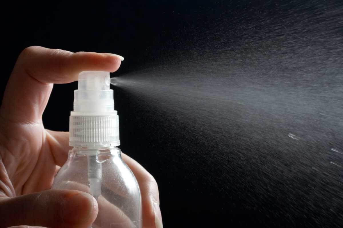 lo spray magico é semplice da preparare bastano pochi ingredienti ed é pronto