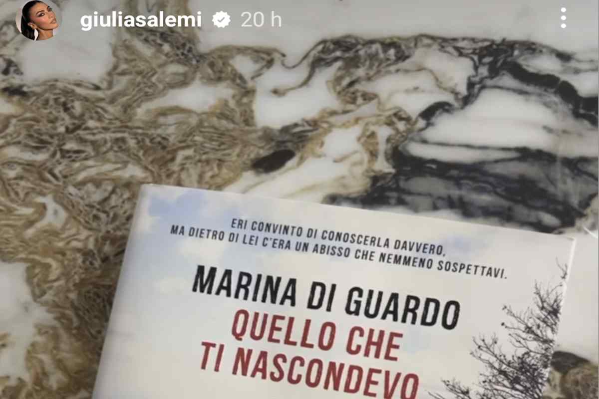 Storia di Giulia Salemi sul libro di Marina Di Guado
