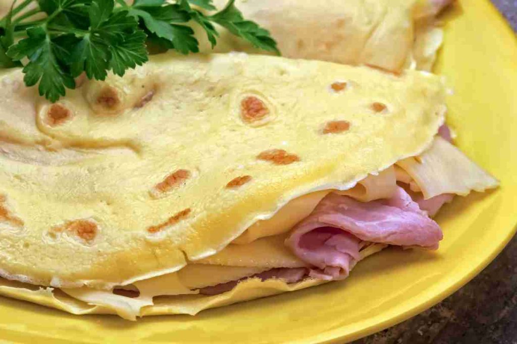 Crespelle prosciutto e formaggio ricetta della nonna