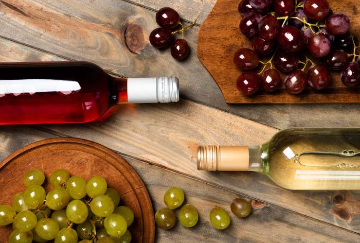 Il vino e gli alimenti che scadono in dispensa