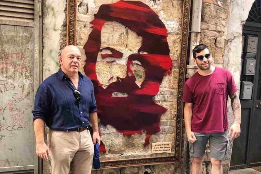 Giuseppe Pedersoli e il murales di Bud Spencer