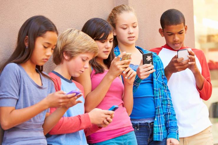 divieto smartphone bambini