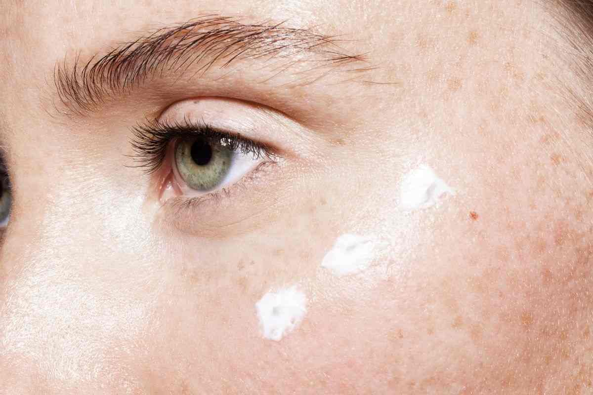 Come realizzare una crema protettiva per gli occhi