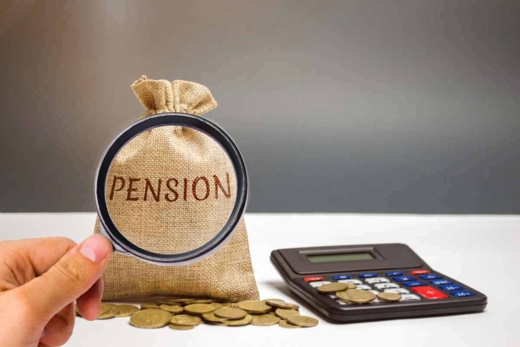 Come ottenere il doppio assegno per pensionati