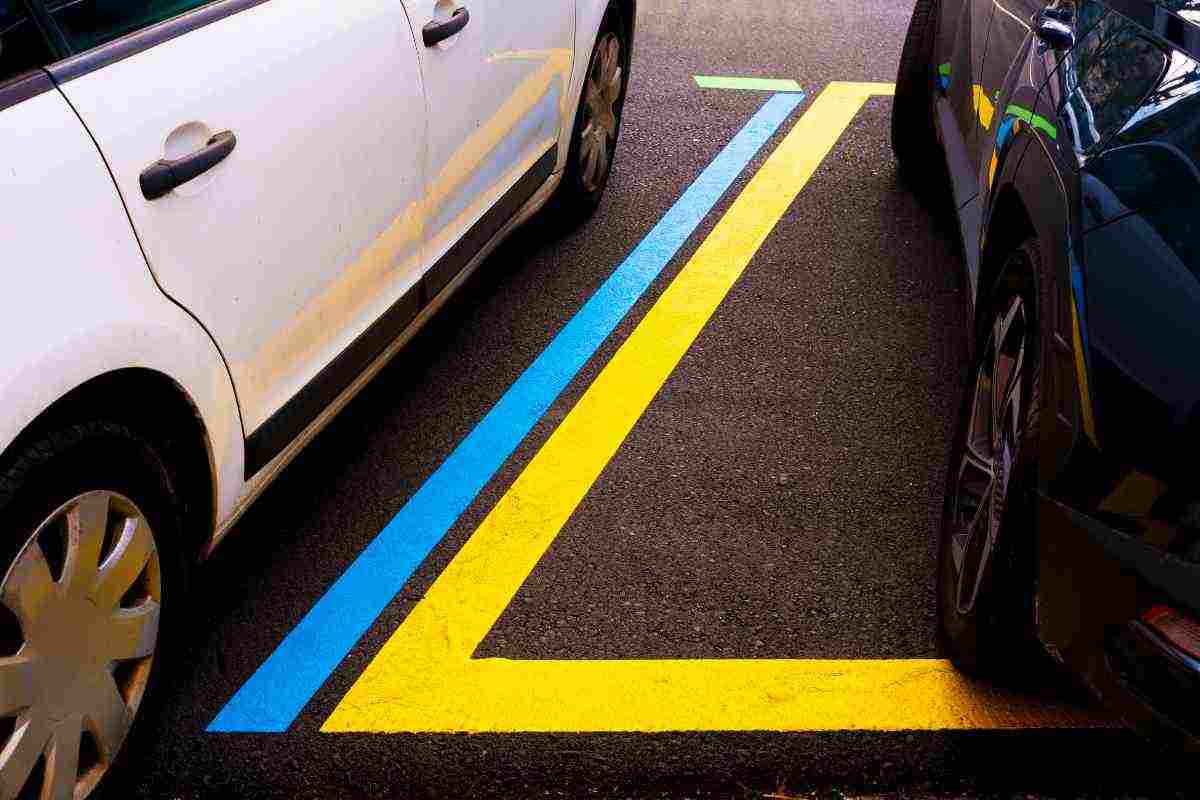 Multa per parcheggio strisce blu illegittima 