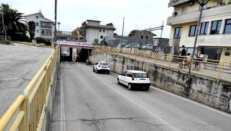 protesta ascoli sottopasso 