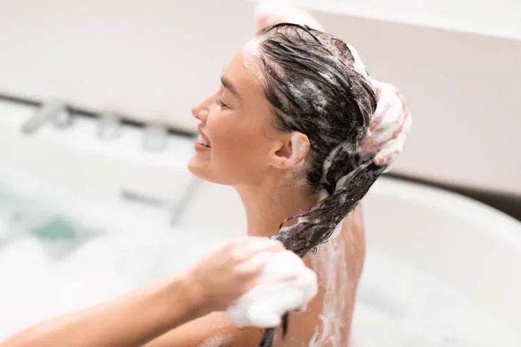 Shampoo ogni volta che si va al mare?