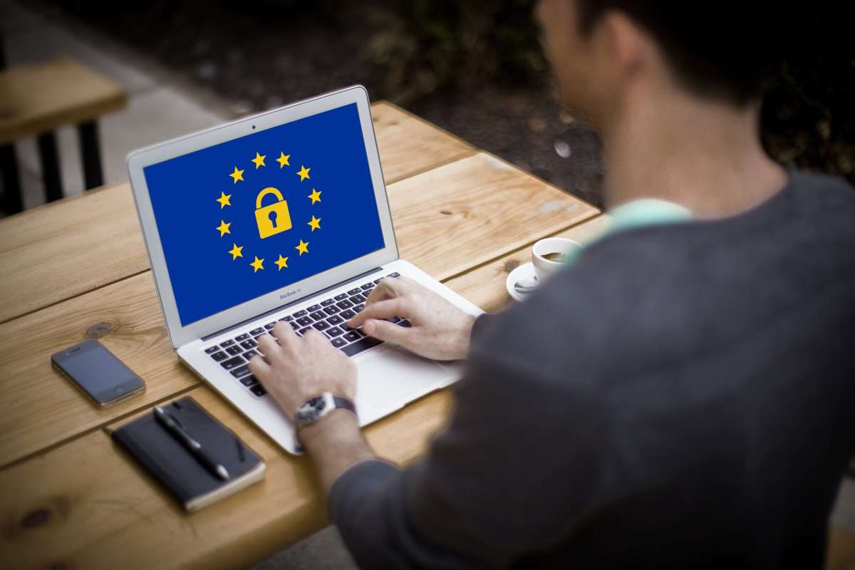 qual è il modo per proteggere i propri dati online