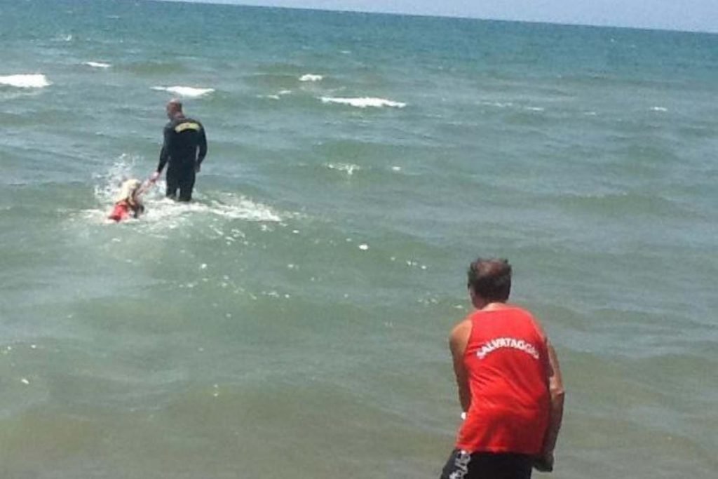 san benedetto spiaggia bagnini