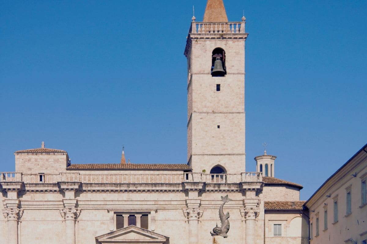 cattedrale ascoli piazza arringo