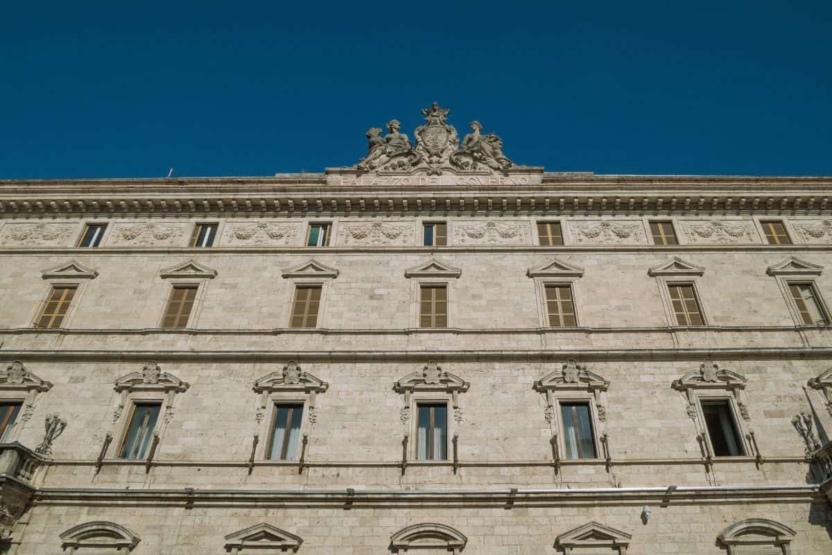 palazzo del governo, sede prefettura di ascoli