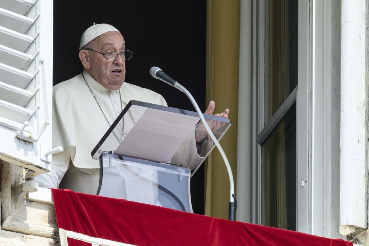 papa francesco angelus