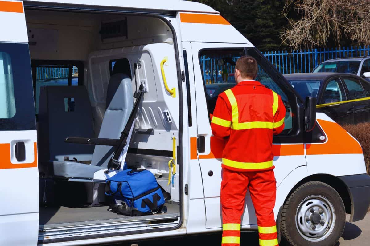 ambulanza soccorritore