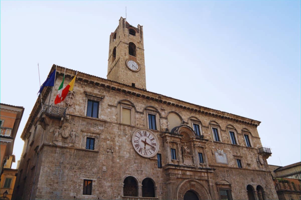 ascoli palazzo dei capitani