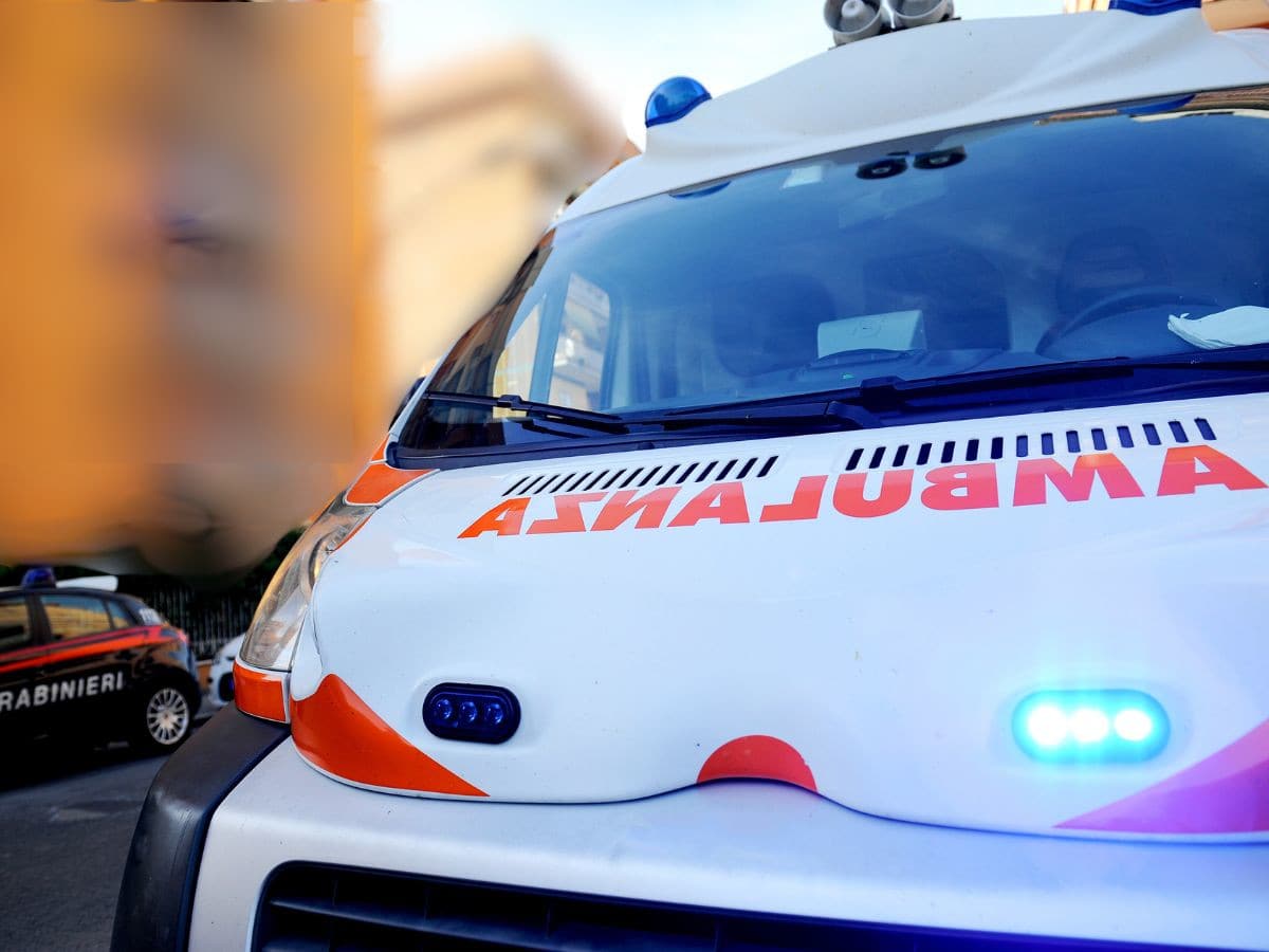 ambulanza carabinieri