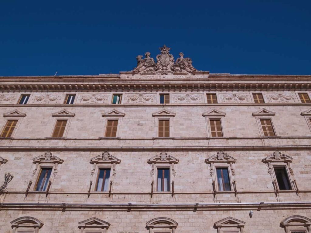 ascoli palazzo governo prefettura