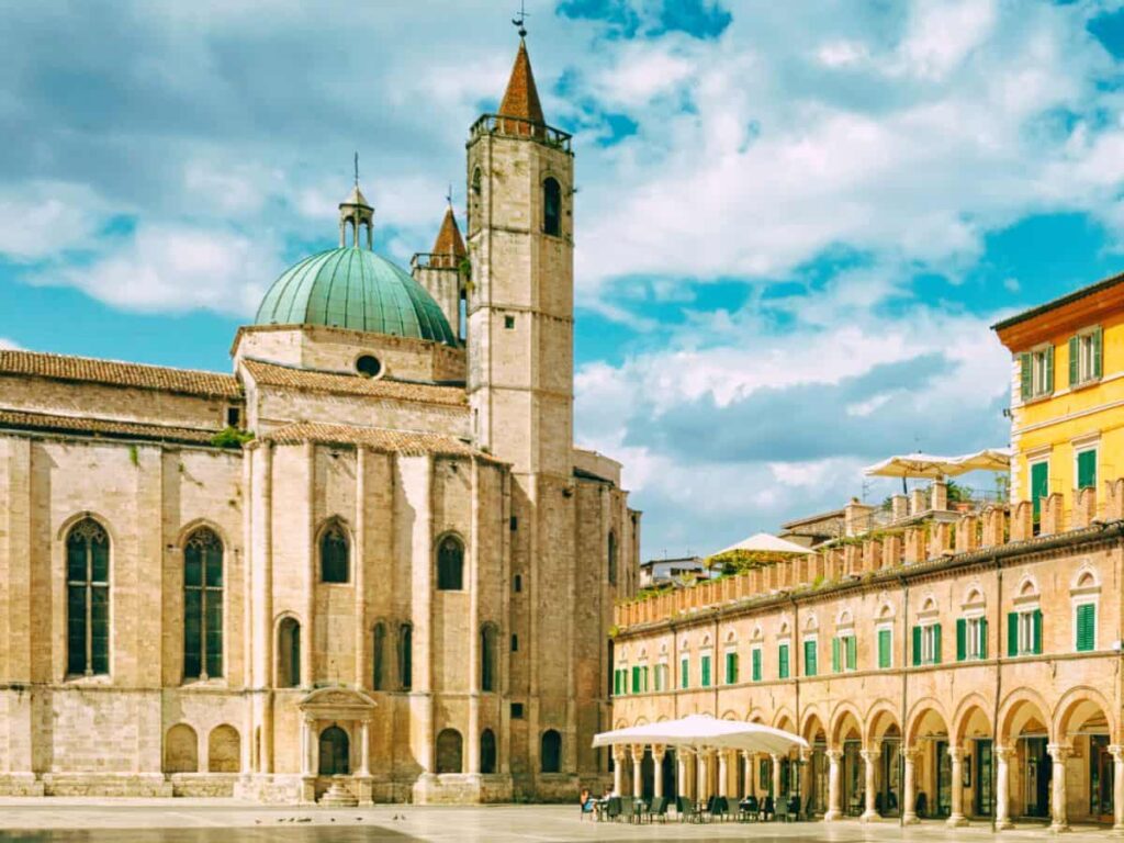 ascoli piazza del popolo