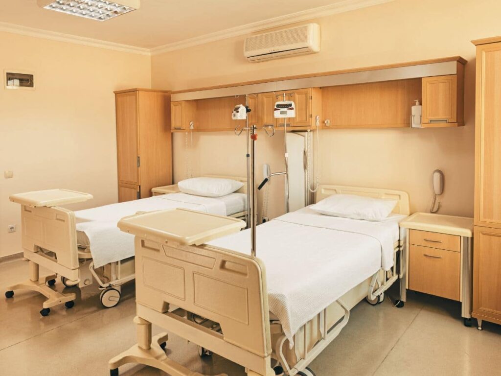 struttura sanitaria camera letti
