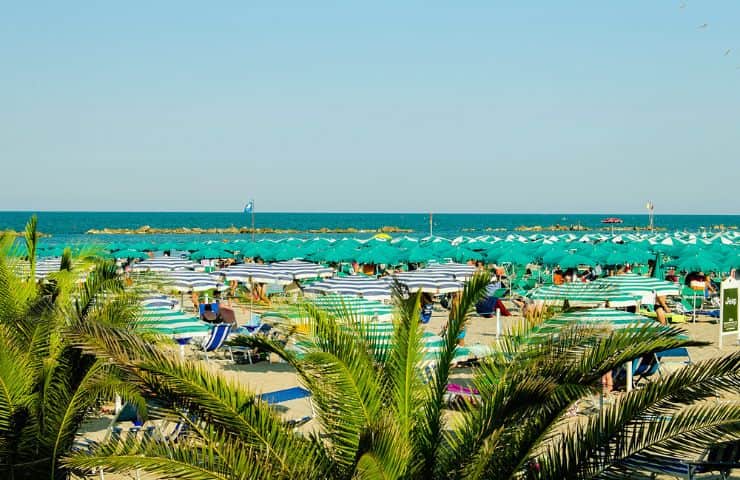 spiaggia palme san benedetto