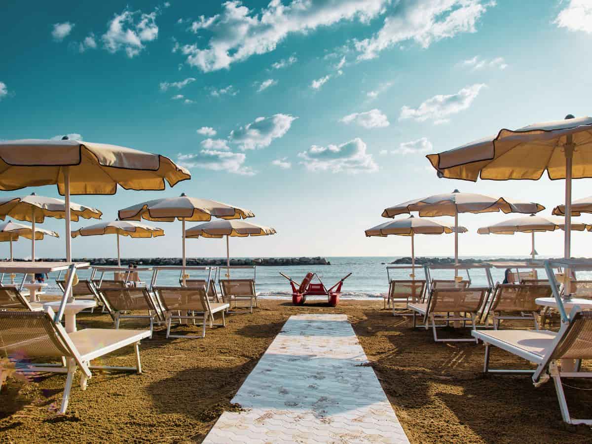 spiaggia stabilimento balneare