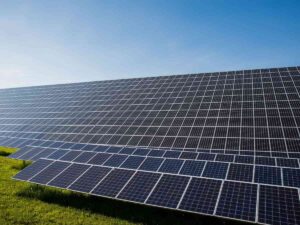 pannelli fotovoltaici campo