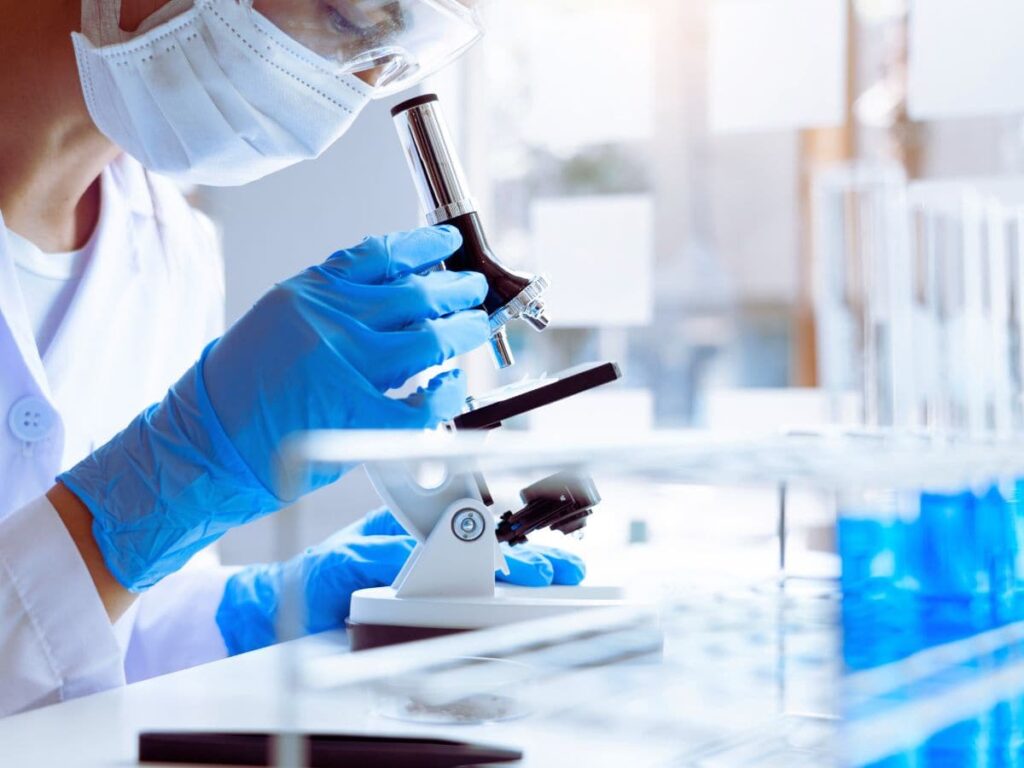 analisi campioni laboratorio