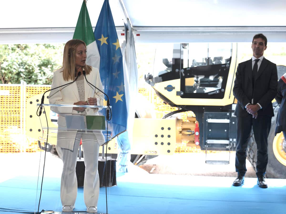 giorgia meloni acquaroli