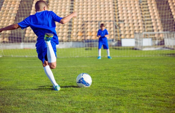 calcio ragazzi gioco