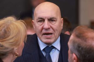 Crosetto in primo piano