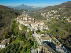 castel trosino ascoli