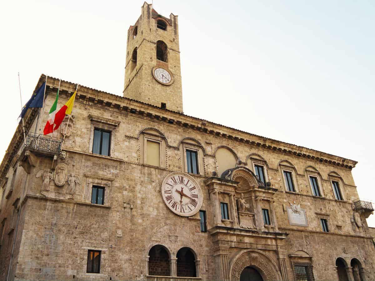 palazzo capitani ascoli