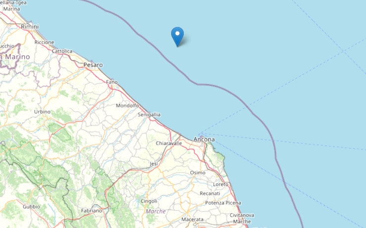 terremoto marche mare