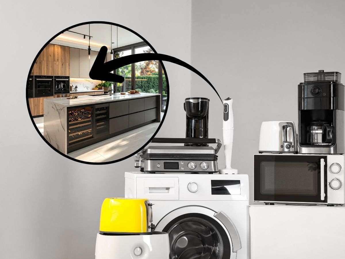 sfondo elettrodomestici freccia su tondo con cucina moderna