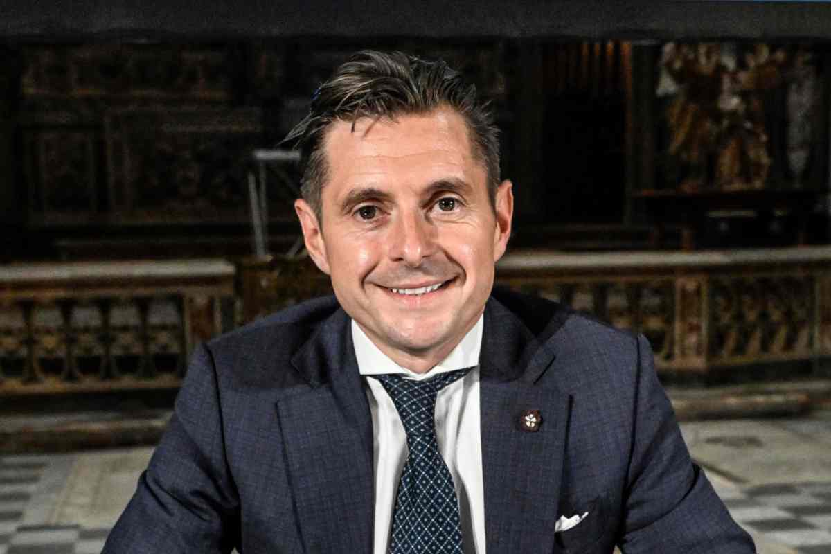 Il sindaco Fioravanti in primo piano