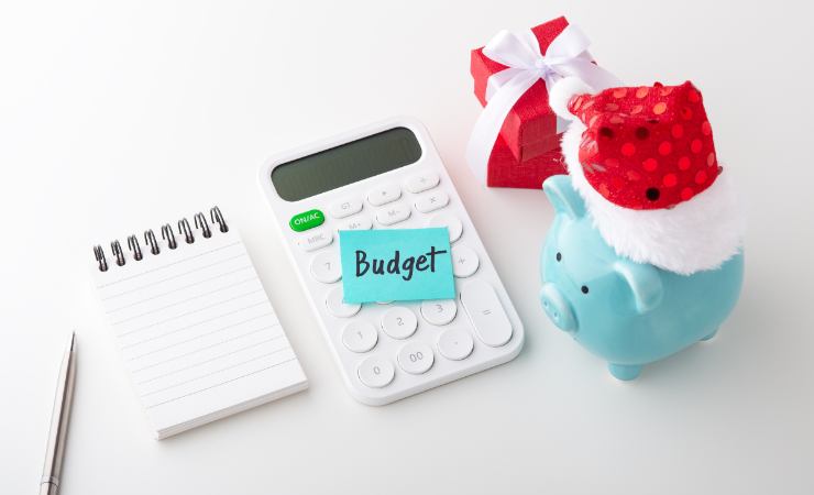 blocco note calcolatrice e salvadanaio