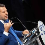 Matteo Salvini durante un incontro