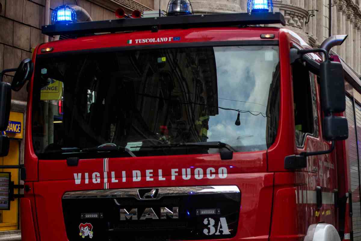 Un camion dei vigili del fuoco