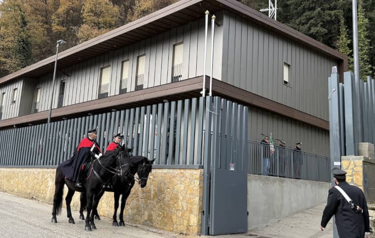carabinieri caserma arquata