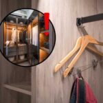 sfondo armadio e tondo con armadio a scomparsa e punto esclamativo