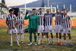 L'Ascoli esulta con il pubblico