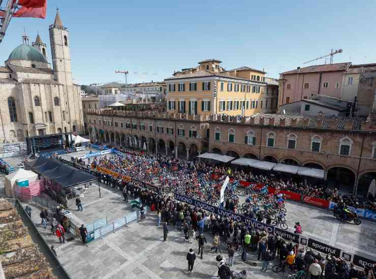 La città di Ascoli dall'alto
