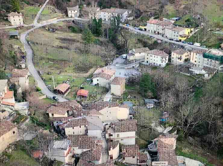 Una vista dall'alto di una città